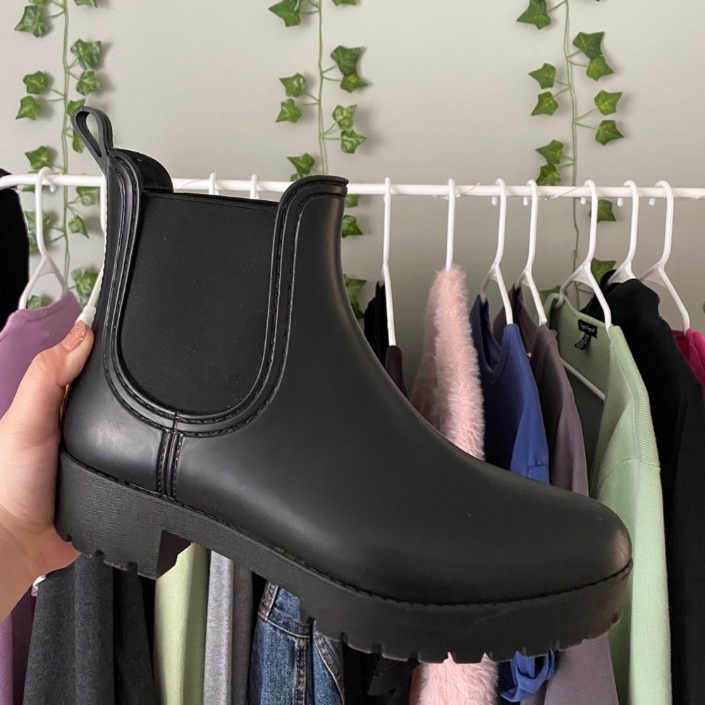black platform boots